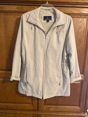 London Fog Light Cream Full-Zip Trench Coat